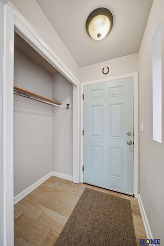 2621 S 40th Street, Lincoln, NE 68506