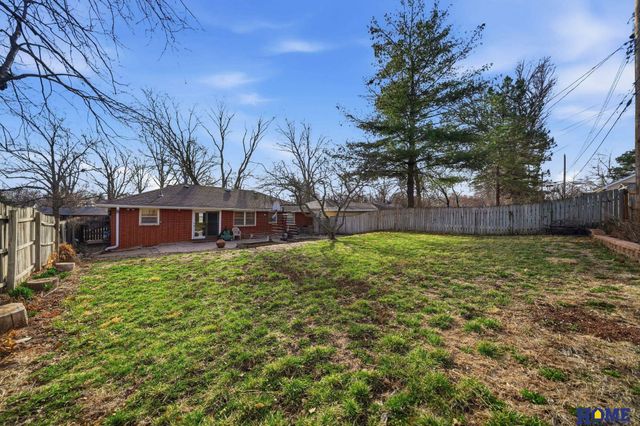 2621 S 40th Street, Lincoln, NE 68506