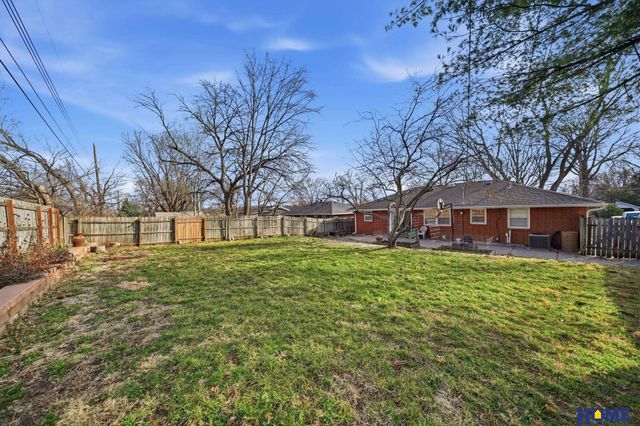 2621 S 40th Street, Lincoln, NE 68506