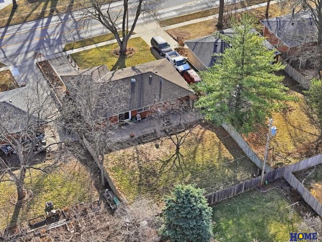 2621 S 40th Street, Lincoln, NE 68506