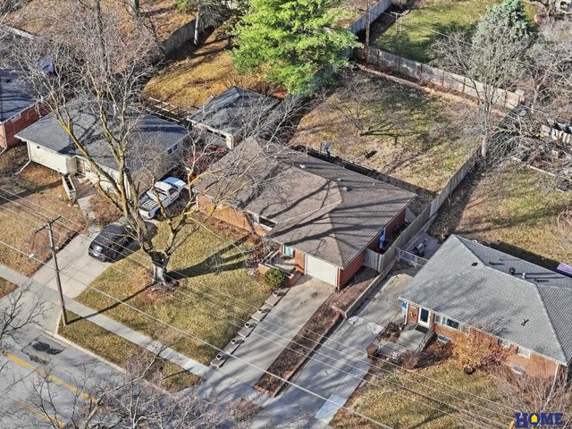 2621 S 40th Street, Lincoln, NE 68506