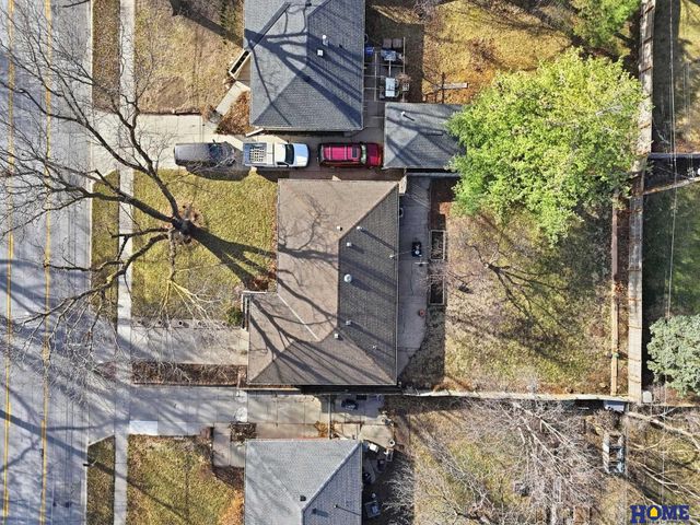 2621 S 40th Street, Lincoln, NE 68506