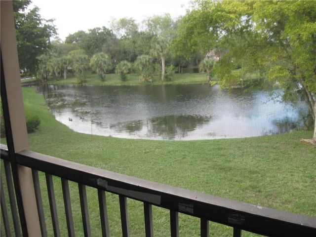 3027 NW 118TH Drive 220D, Coral Springs, FL 33065