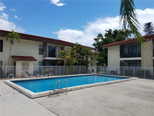 3027 NW 118TH Drive 220D, Coral Springs, FL 33065