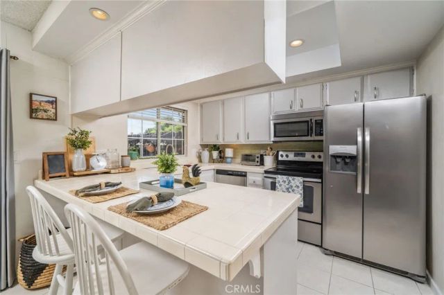 2549 College Lane, La Verne, CA 91750