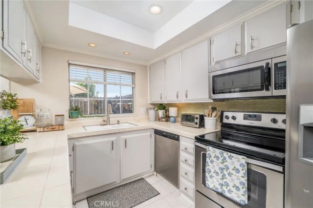 2549 College Lane, La Verne, CA 91750