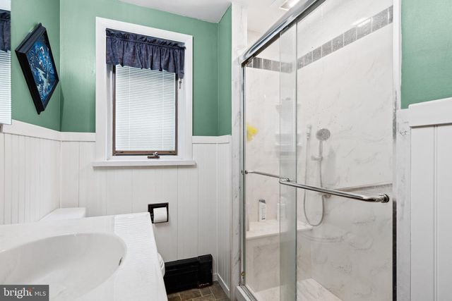 3070 MIDDLE CREEK RD, Gilbertsville, PA 19525