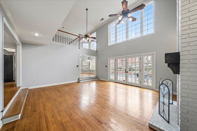 2930 BELFORT DR, Germantown, TN 38138