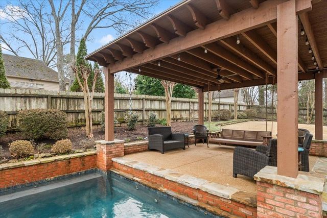 2930 BELFORT DR, Germantown, TN 38138