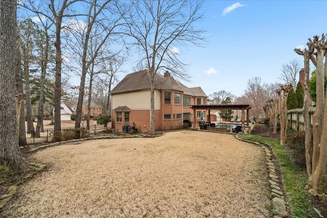 2930 BELFORT DR, Germantown, TN 38138