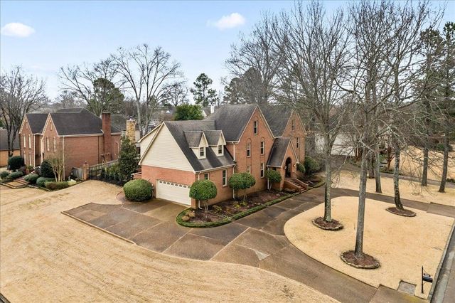 2930 BELFORT DR, Germantown, TN 38138