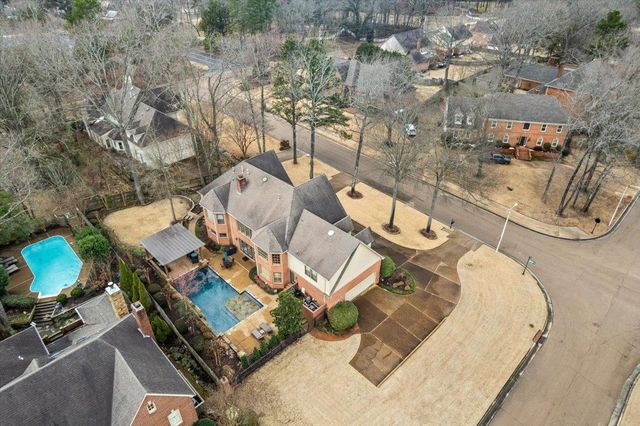 2930 BELFORT DR, Germantown, TN 38138