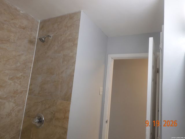 4118 Scarletoak Dr., San Antonio, TX 78220