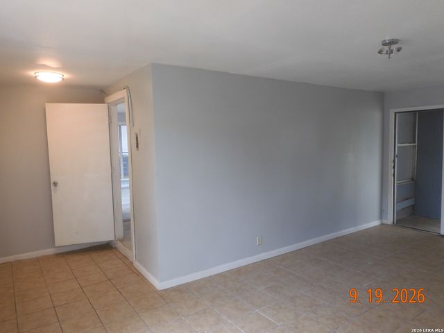 4118 Scarletoak Dr., San Antonio, TX 78220