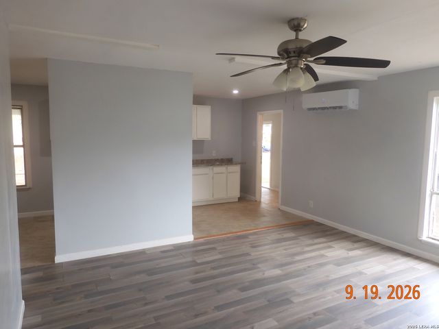 4118 Scarletoak Dr., San Antonio, TX 78220