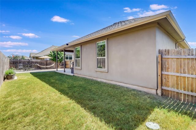 1425 Hamiltons WAY, Leander, TX 78641