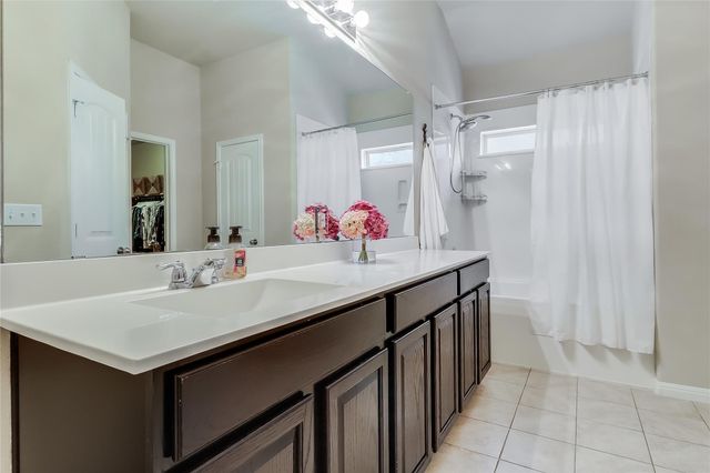 1425 Hamiltons WAY, Leander, TX 78641