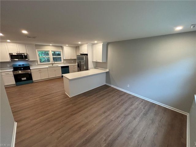 320 Hospital DR, Virginia Beach, VA 23452