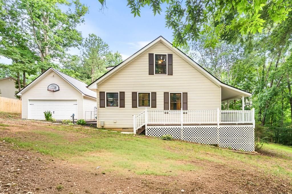 277 Tracy Street, Blairsville, GA 30512