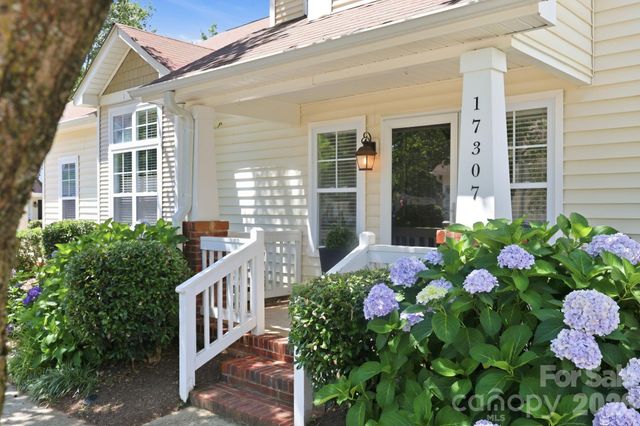 17307 Villanova Road, Huntersville, NC 28078