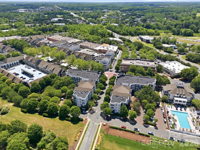 17307 Villanova Road, Huntersville, NC 28078