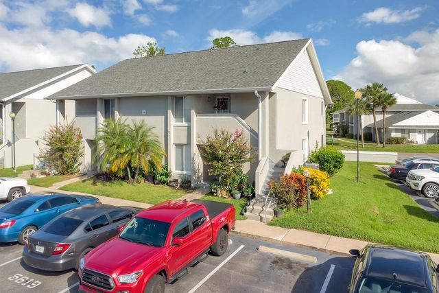 5617 BLUE SHADOWS COURT 66-4, Orlando, FL 32811