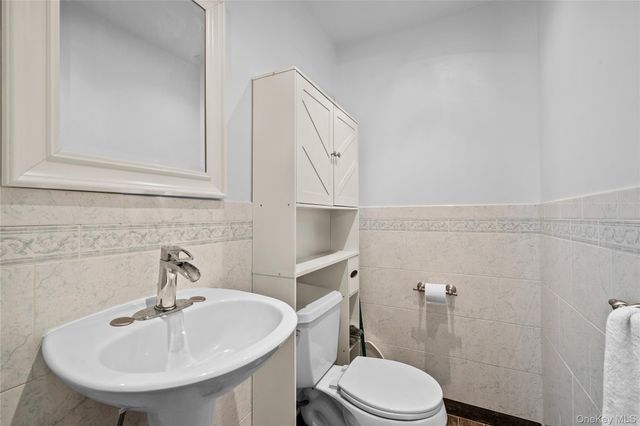 1850 Lenox Avenue, East Meadow, NY 11554