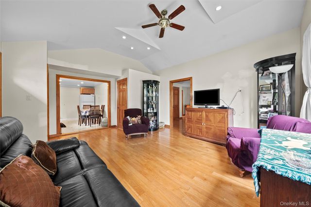 1850 Lenox Avenue, East Meadow, NY 11554
