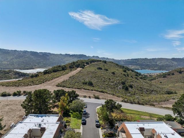 48 Rinconada Circle, Belmont, CA 94002