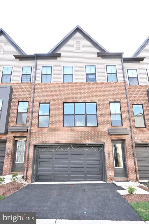 23051 COPPER TREE TER, Brambleton, VA 20148