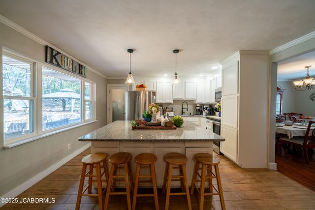 2910 SUE DRIVE, Jefferson City, MO 65109