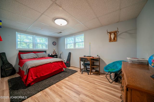 2910 SUE DRIVE, Jefferson City, MO 65109