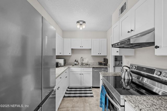 222 KETTERING Court, Orange Park, FL 32073