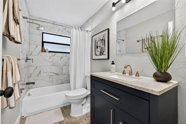 6525 15TH STREET N, St Petersburg, FL 33702