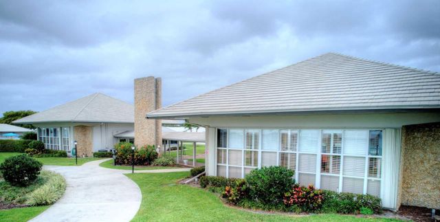 1801 Ocean Drive 110, Boynton Beach, FL 33426