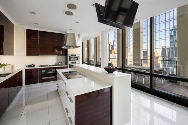 101 Warren St Apt 3210 3240, New York City, NY 10007