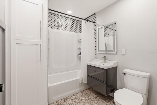 5700 OAKVIEW LANE, Punta Gorda, FL 33950