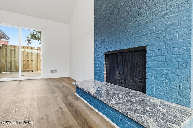 3517 Leith Ln, Louisville, KY 40218