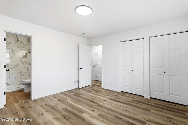 3517 Leith Ln, Louisville, KY 40218