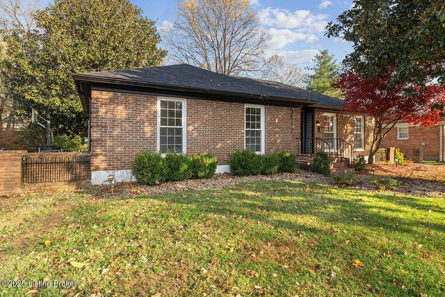 3517 Leith Ln, Louisville, KY 40218