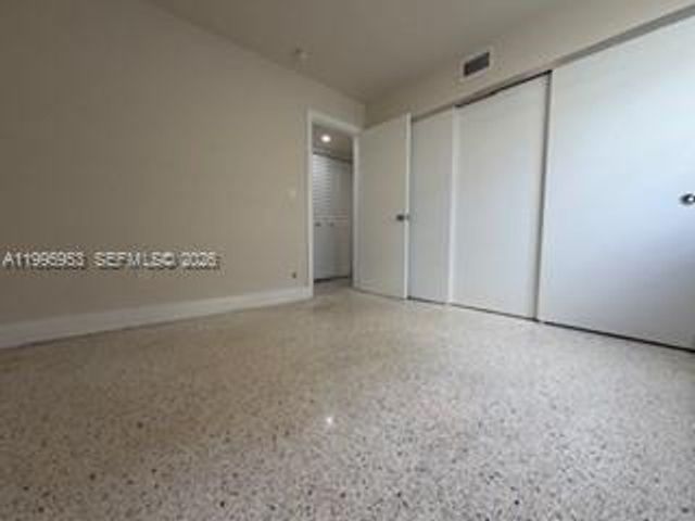 1607 NW 16th Ave 1, Miami, FL 33125