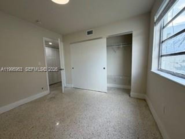 1607 NW 16th Ave 1, Miami, FL 33125