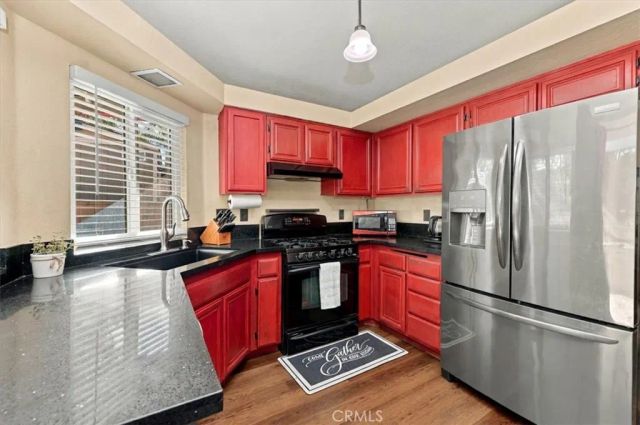 14244 Hillcrest, Fontana, CA 92337