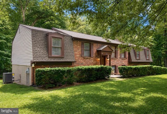 7115 MAXWELL DR, Hughesville, MD 20637