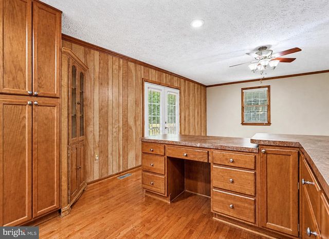 7115 MAXWELL DR, Hughesville, MD 20637