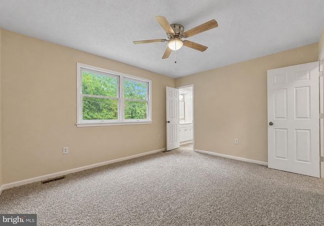 7115 MAXWELL DR, Hughesville, MD 20637