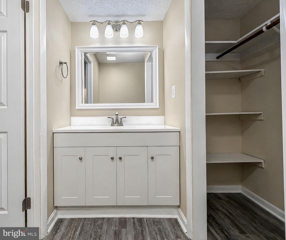 7115 MAXWELL DR, Hughesville, MD 20637