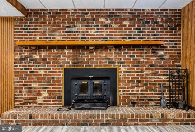 7115 MAXWELL DR, Hughesville, MD 20637