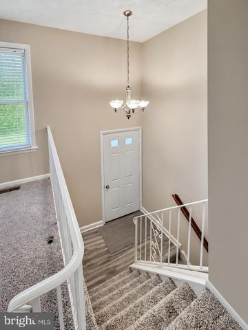 7115 MAXWELL DR, Hughesville, MD 20637