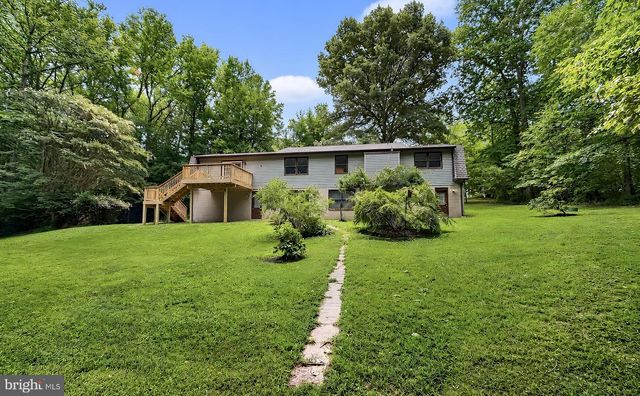 7115 MAXWELL DR, Hughesville, MD 20637